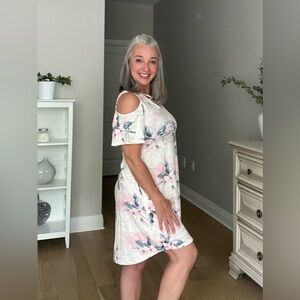 This dress was gifted to me to feature and I have only worn it for the reel!